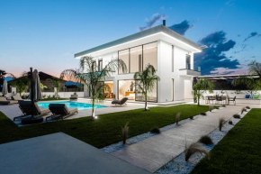 Sunshine Villa